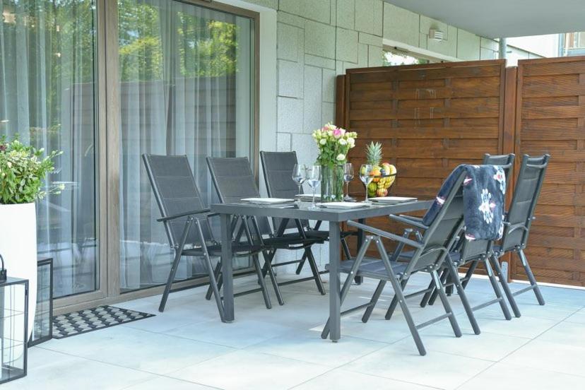 Apartament Prywatny Stone Hill Rackiewicz Z Basenem Szklarska Poreba Luaran gambar